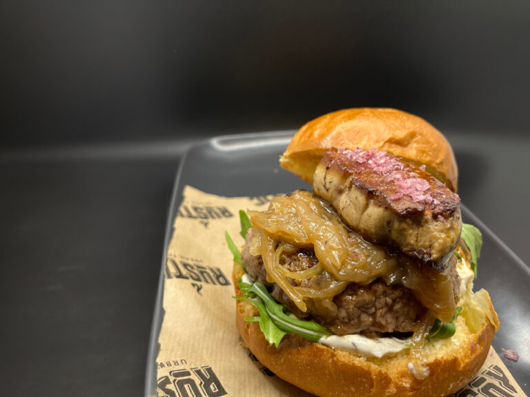 Tendencias Gastronómicas 2025: Lo Que Está Marcando la Diferencia